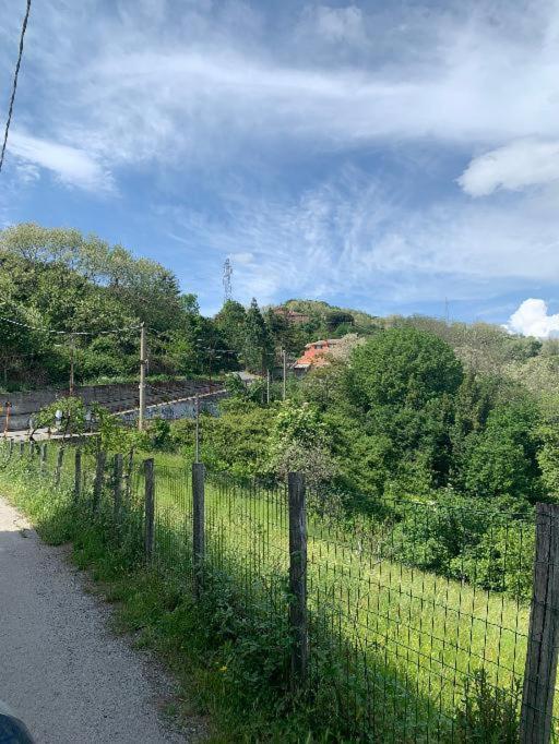 B&B Genova Country Fegino Bagian luar foto